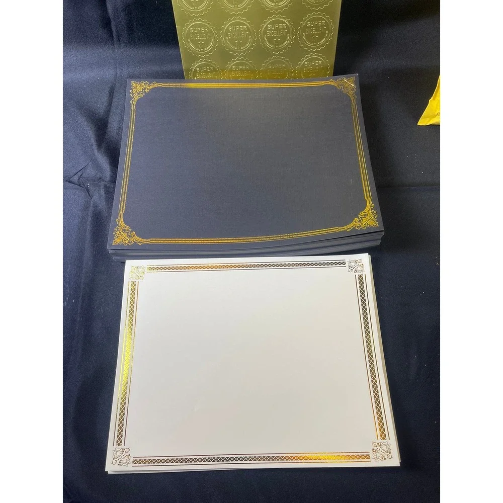 Kosiz 300 Pcs Certificate of Accomplishment Set Black White Gold Foil Seals New‎